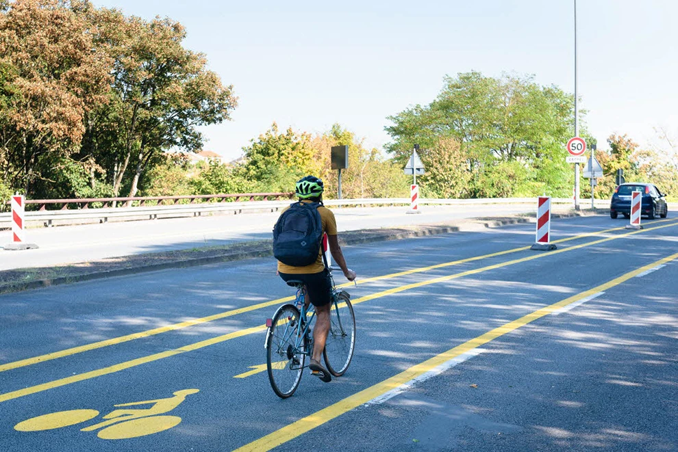 vélo sales 38 vélo sales -vélo sales Plan velo ©Yann Gachet