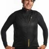 Gilet Imperméable Inverse Pure Noir -vélo sales gilet impermeable inverse pure noir p image 101372 grande
